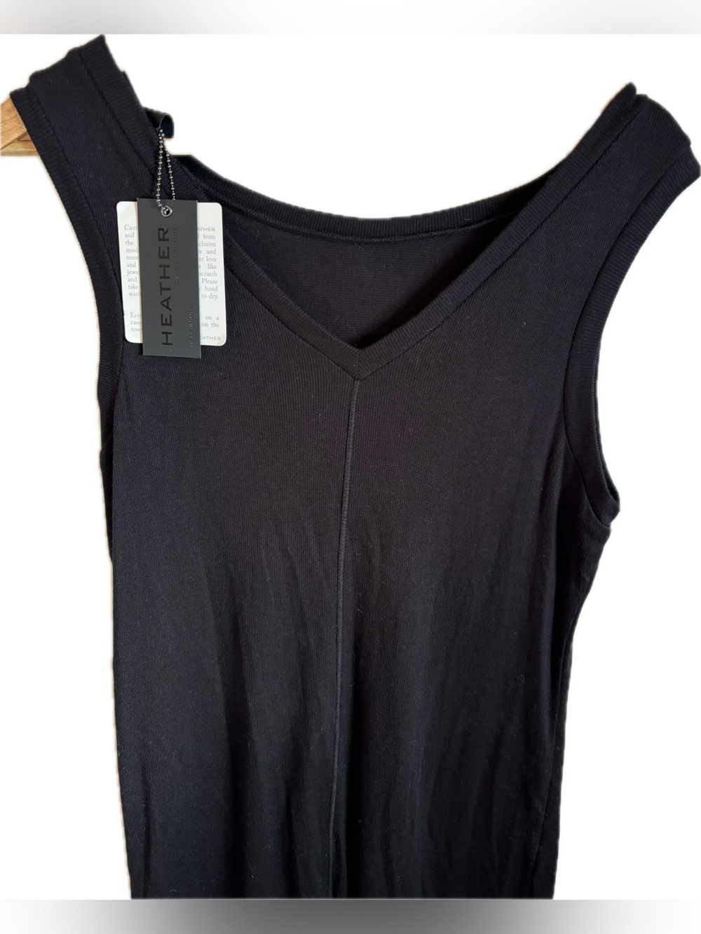 NWT Heather Black V-Neck Sleeveless Tunic - Picture 3 of 8